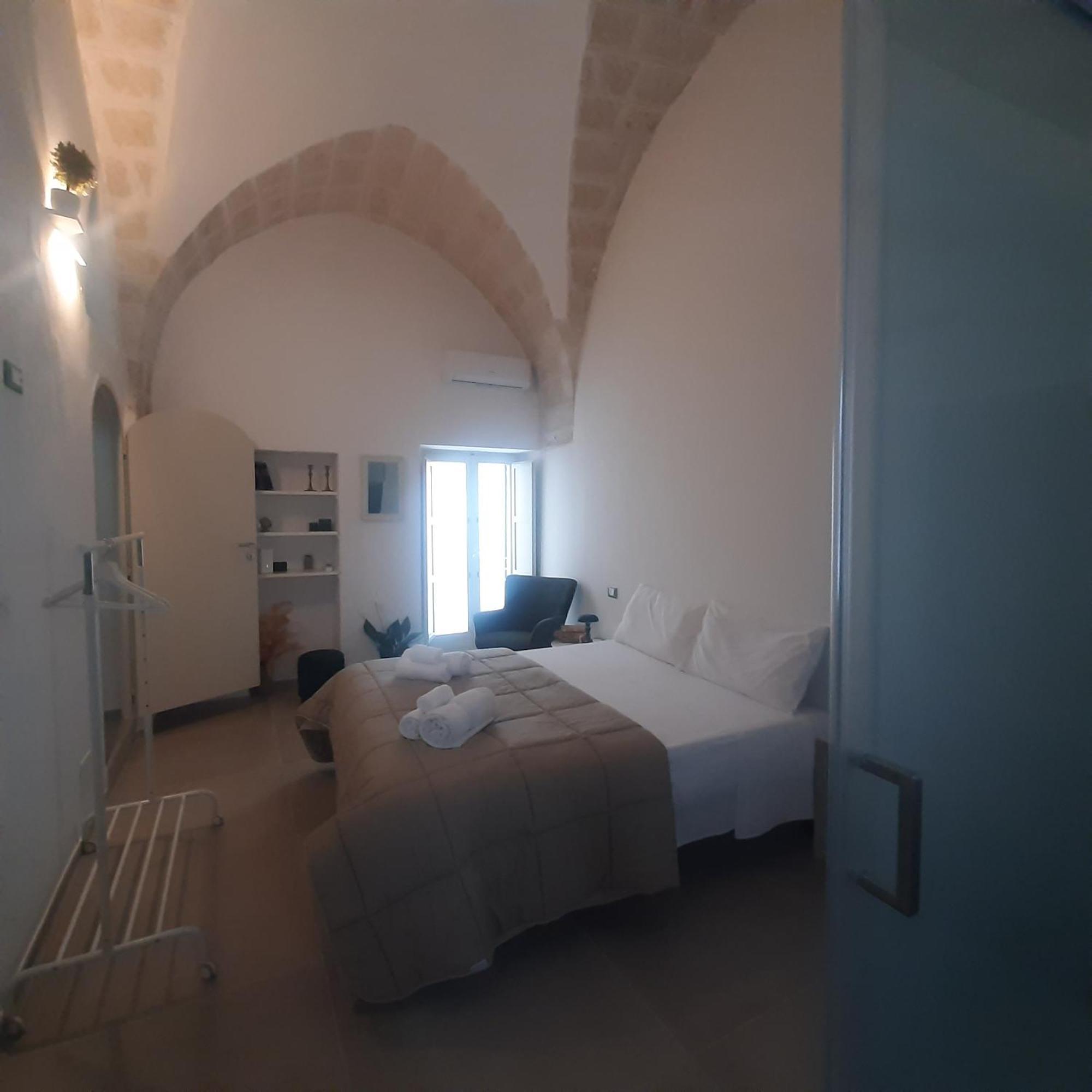 Dimora Lavinia Casa Vacanze Centro Storico Ostuni Exterior photo