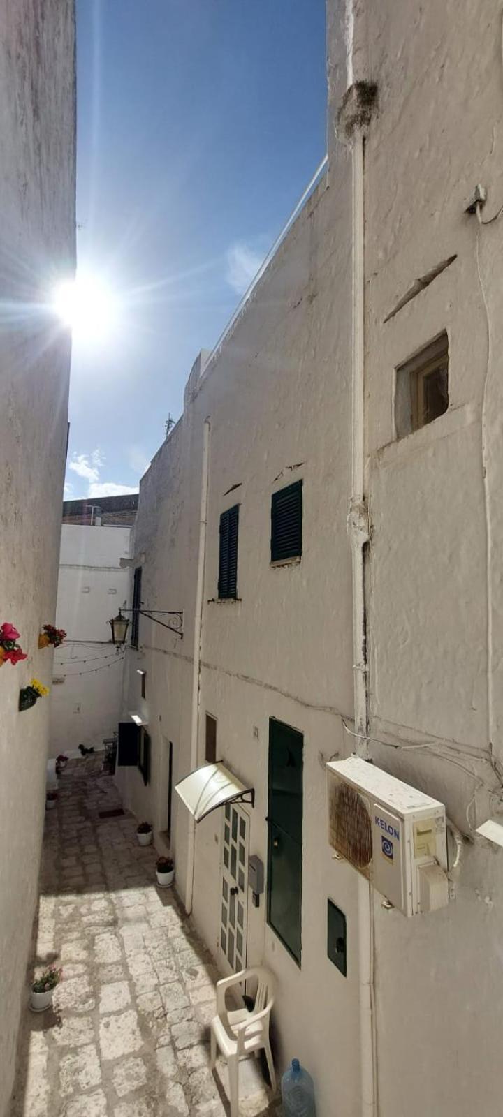Dimora Lavinia Casa Vacanze Centro Storico Ostuni Room photo