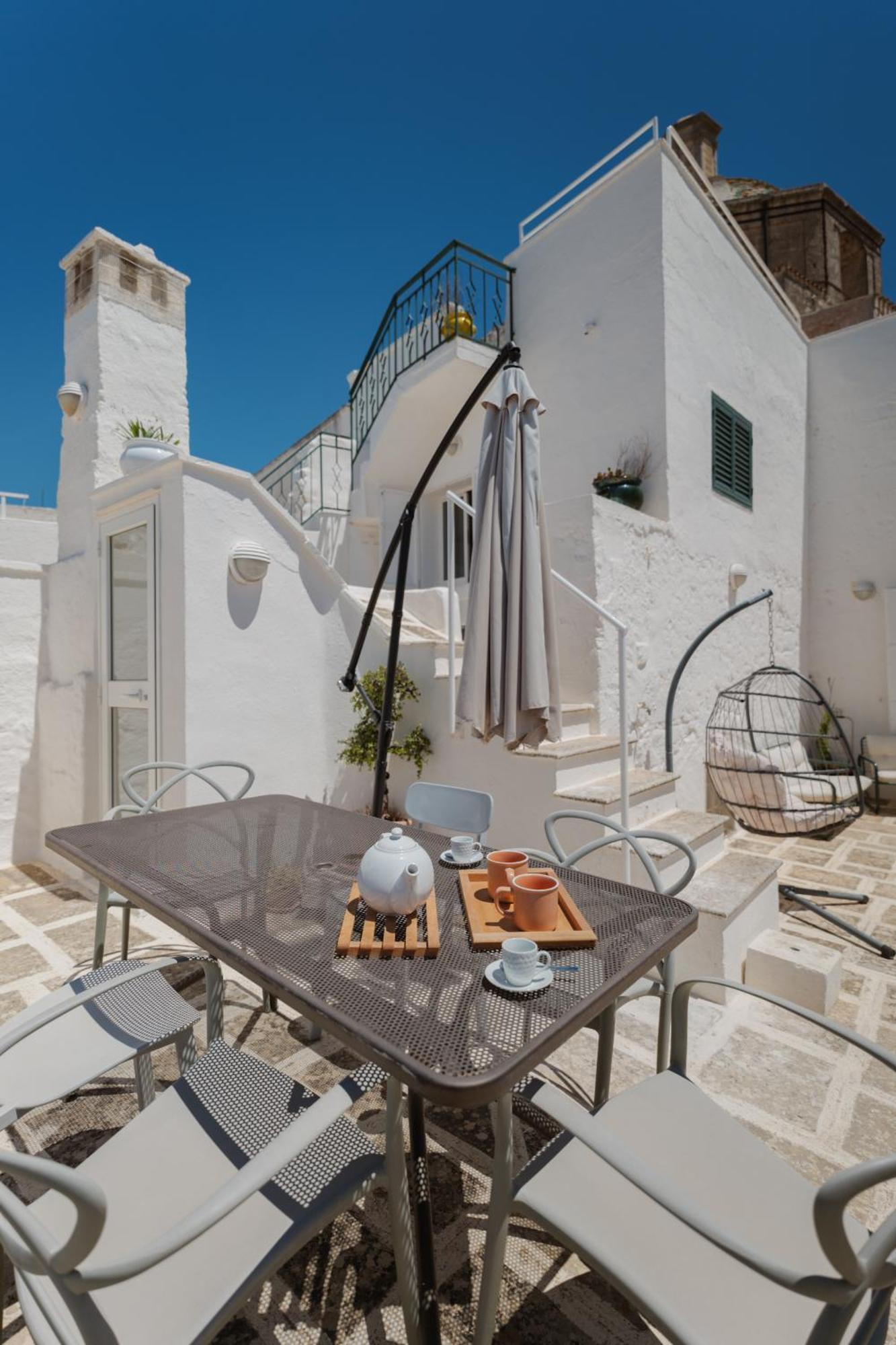 Dimora Lavinia Casa Vacanze Centro Storico Ostuni Exterior photo